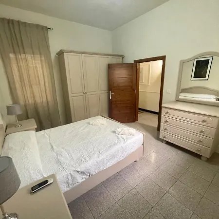 Apartment Seafront With Balcony Overlooking Marina