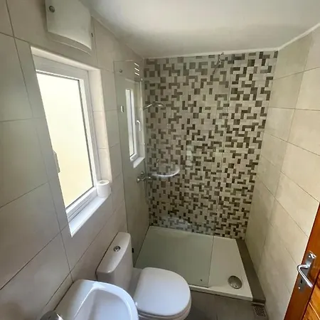 Seafront With Balcony Overlooking Marina Apartamento Ghajnsielem