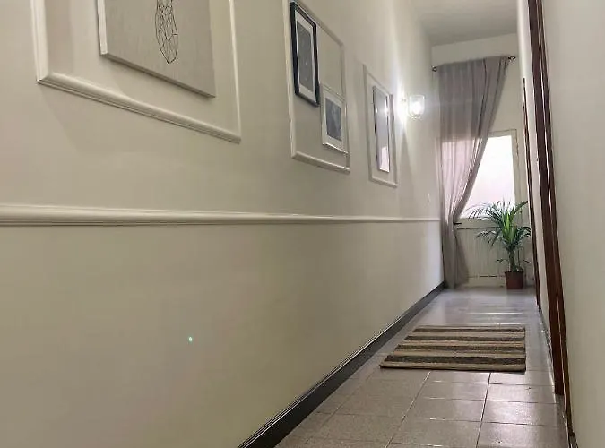 Lejlighed Seafront With Balcony Overlooking Marina