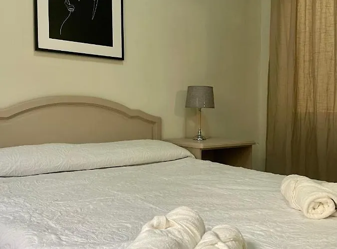 Seafront With Balcony Overlooking Marina Għajnsielem