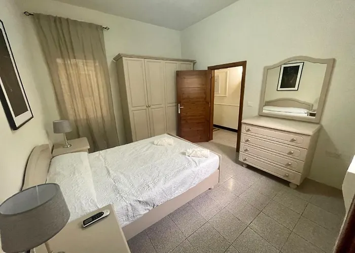 Apartment Seafront With Balcony Overlooking Marina